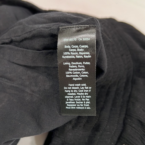 Anthropology Chloe Oliver Daisy Shorts Black with Floral Embroidery - Picture 8 of 8